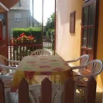 Barbara Apartmanhaz شقة *