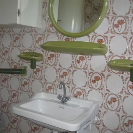 Barbara Apartmanhaz 公寓 *